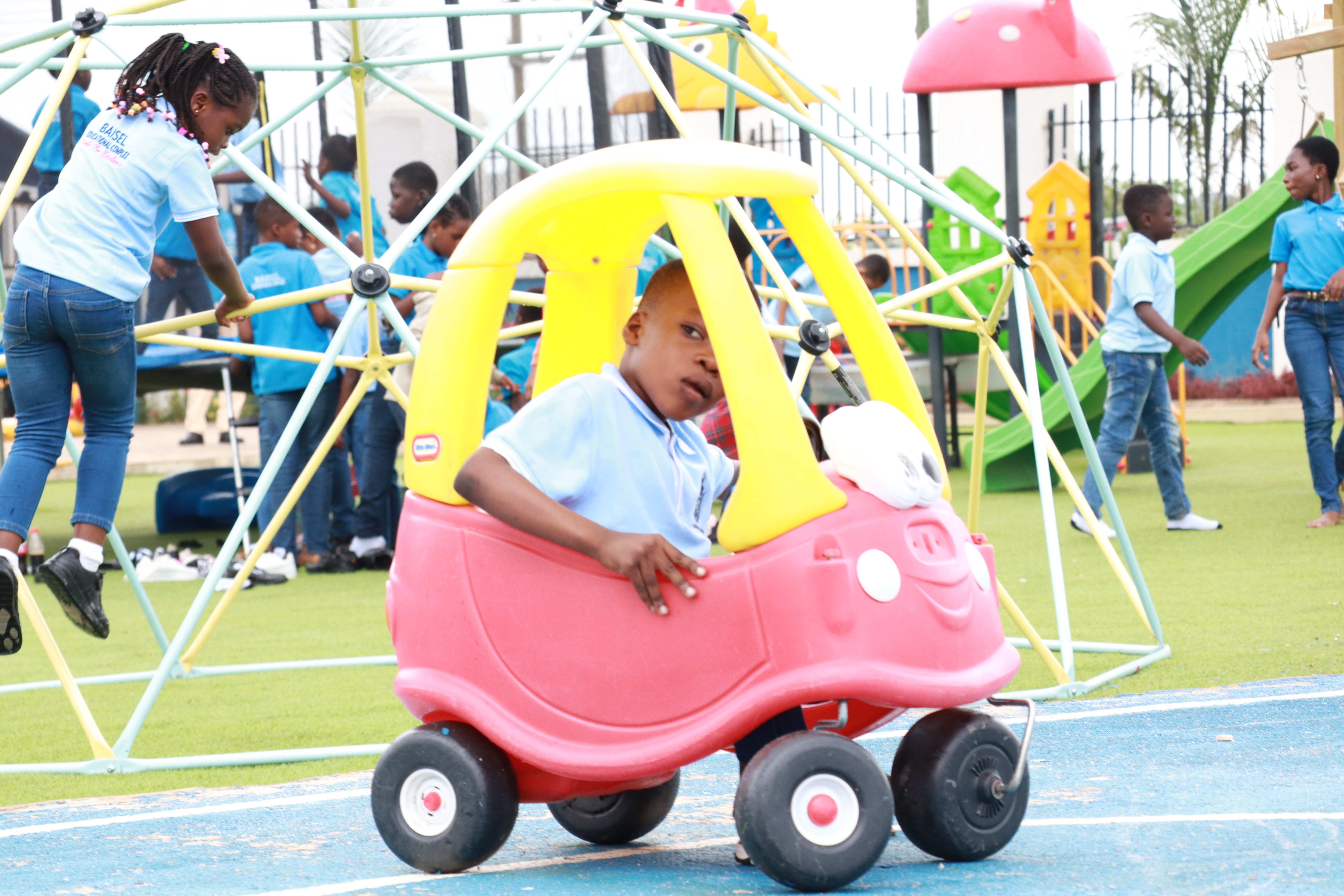 PLAYGROUND - IMG_0358.JPG