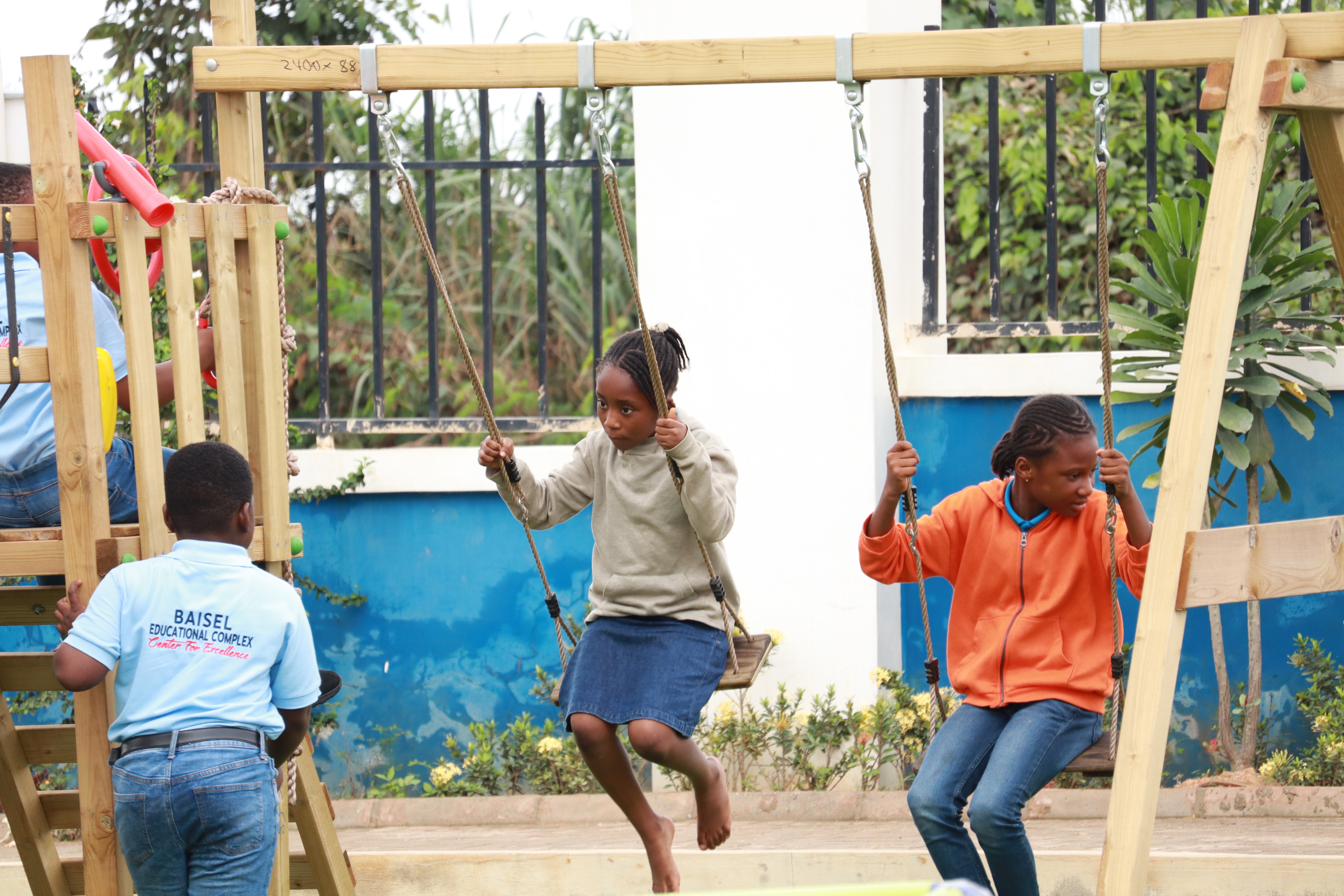 PLAYGROUND - IMG_0360.JPG